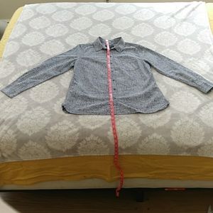 Banana Republic Classic Fit button down shirt